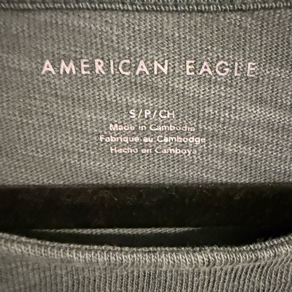 American Eagle Charcoal Knit Crop - Picture 4 of 5